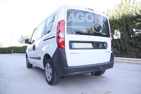 Фаркоп Aragon для Opel Combo 2012-2017 E1913BA в 