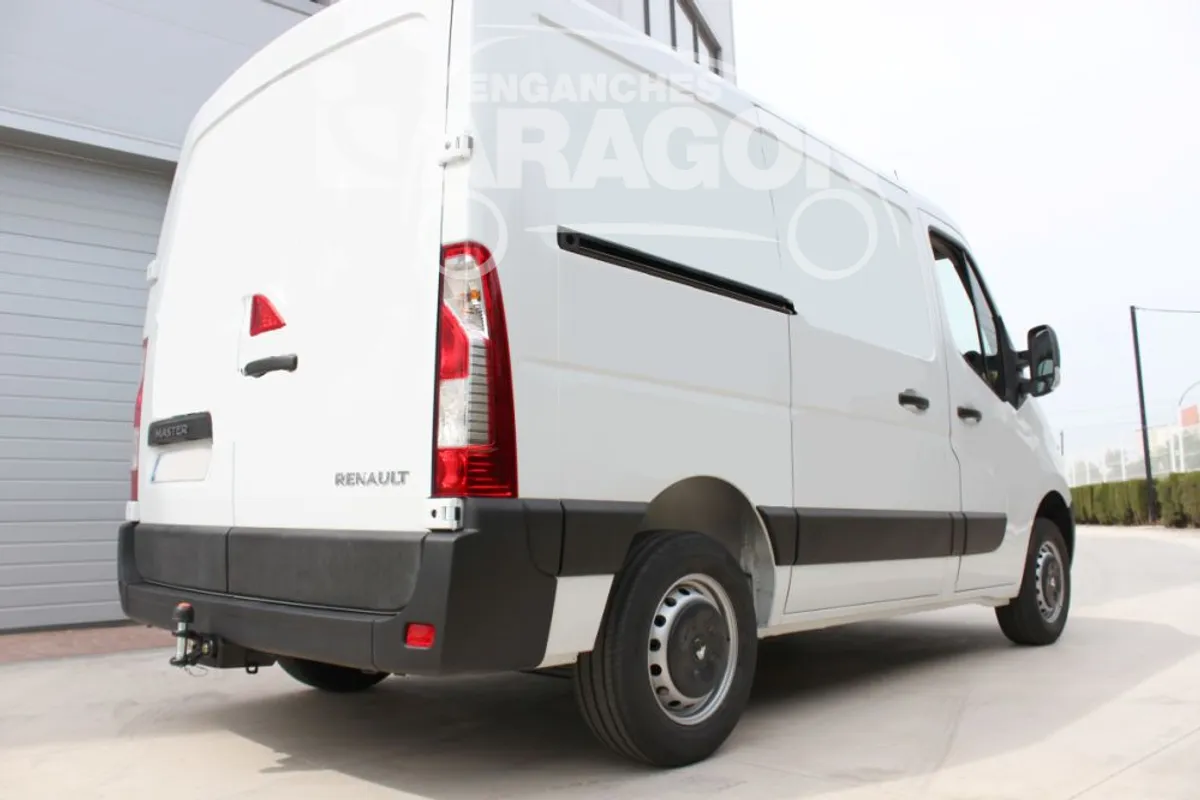 Фаркоп Aragon для Renault Master 2010- E5232AG в 