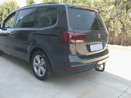 Фаркоп Aragon для Seat Alhambra 2010- E5814BV в 