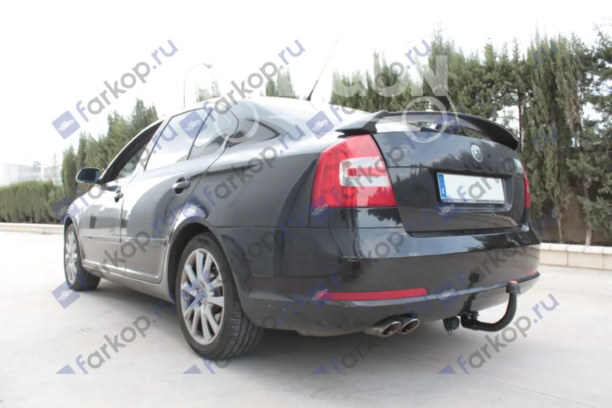 Фаркоп Aragon для Skoda Octavia 2004-2012 E5905AV в 