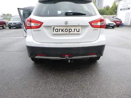 Фаркоп Aragon для Suzuki SX4 (S-Cross) 2014- E6109BA в 