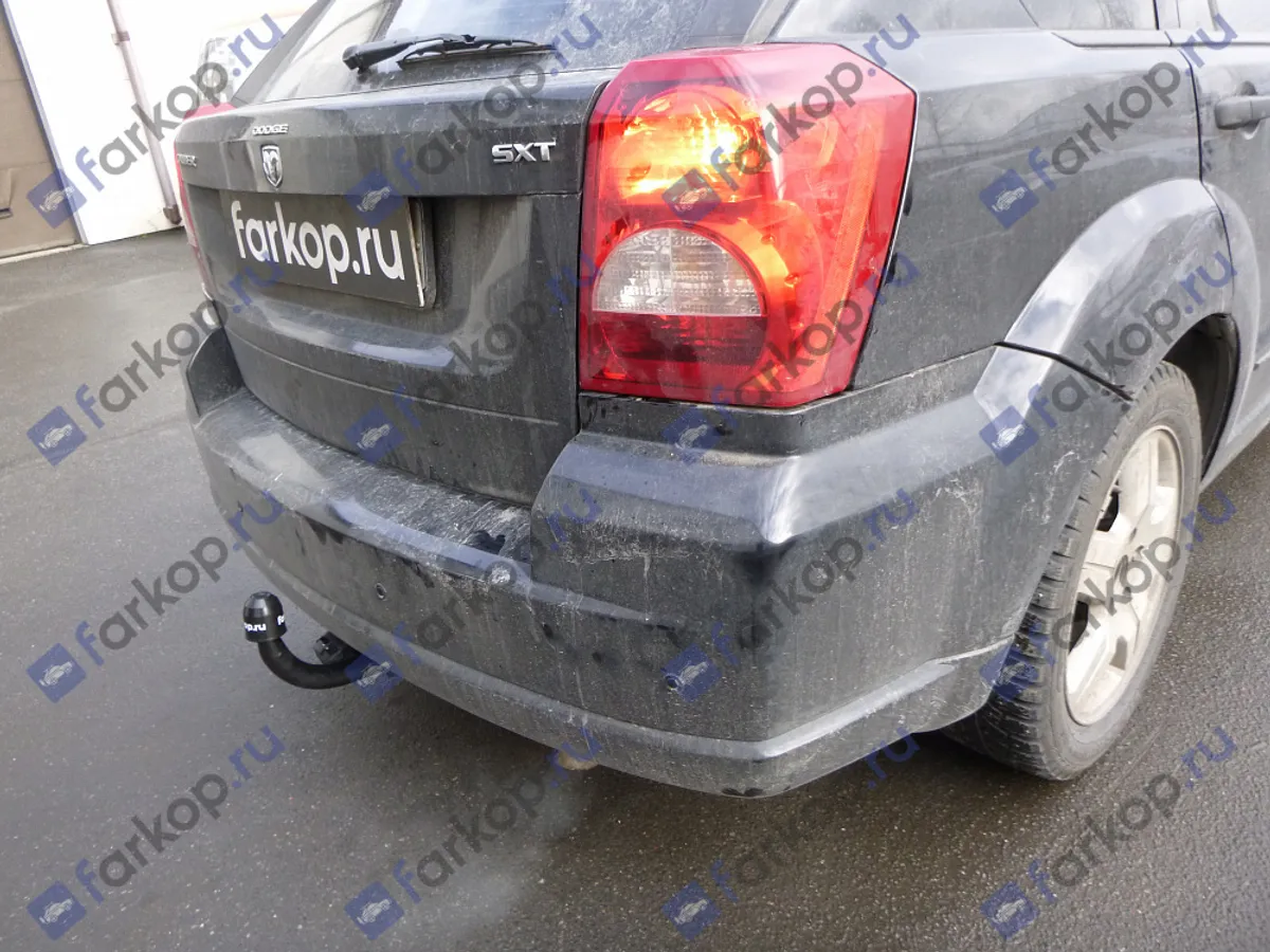 Фаркоп Auto-Hak для Dodge Caliber 2006-2013 CH 51 в 