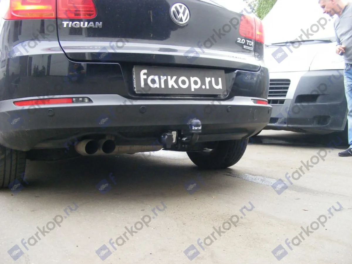 Фаркоп Aragon для Volkswagen Tiguan 2007-2016 E6711BA в 