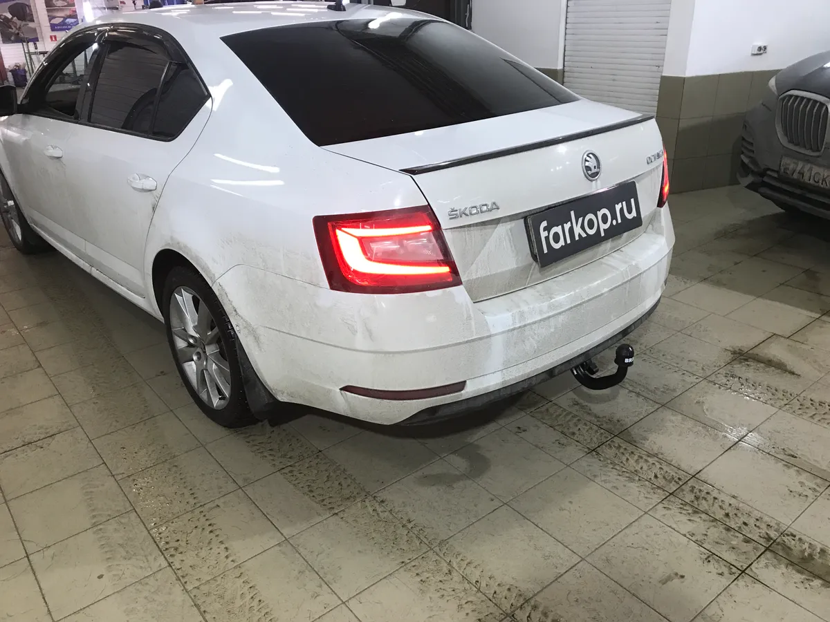 Фаркоп Brink для Skoda Octavia (седан, универсал) 2013-2020   575500 в 