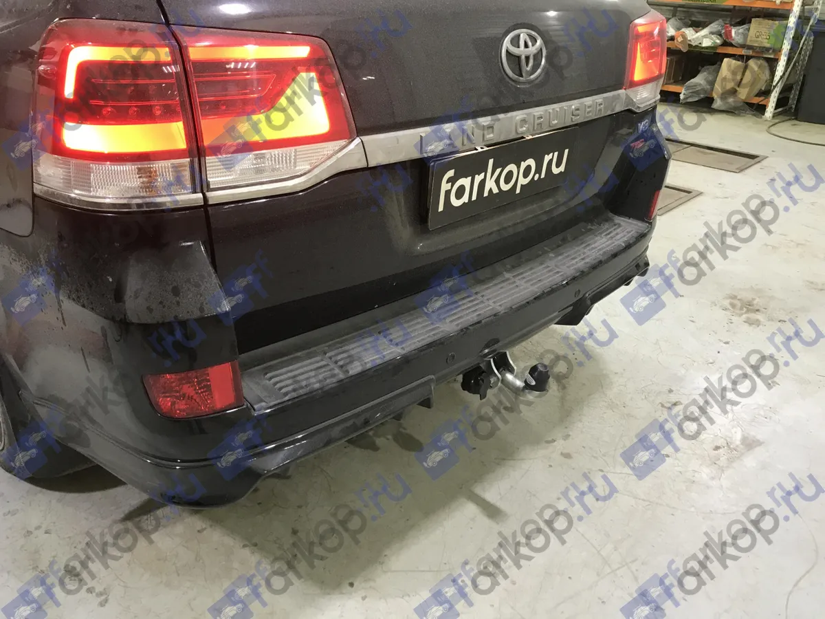 Фаркоп Galia для Toyota Land Cruiser J200 2008- T070A в 