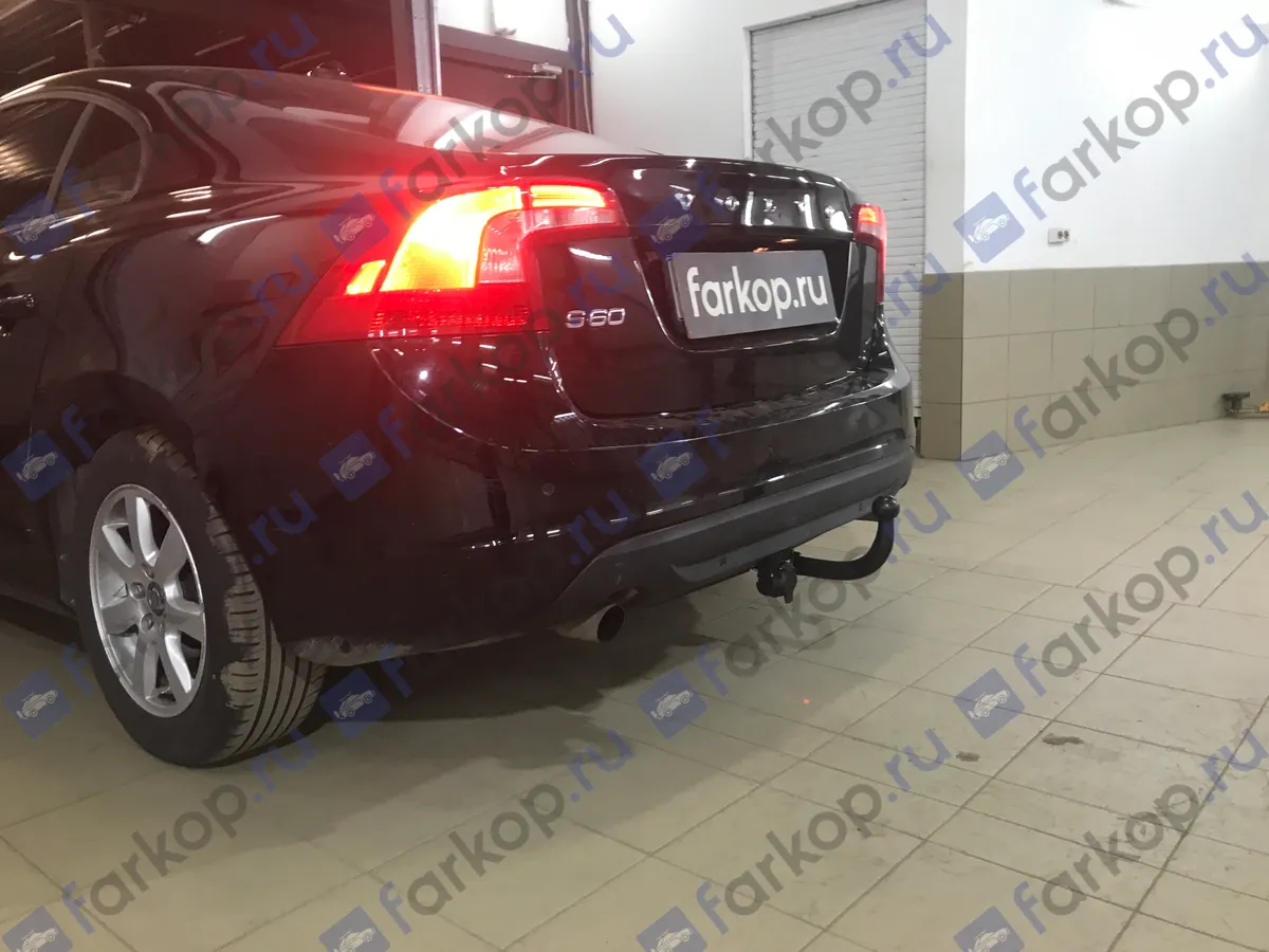 Фаркоп Imiola для Volvo S60 (седан) 2010-2019 V.033 в 