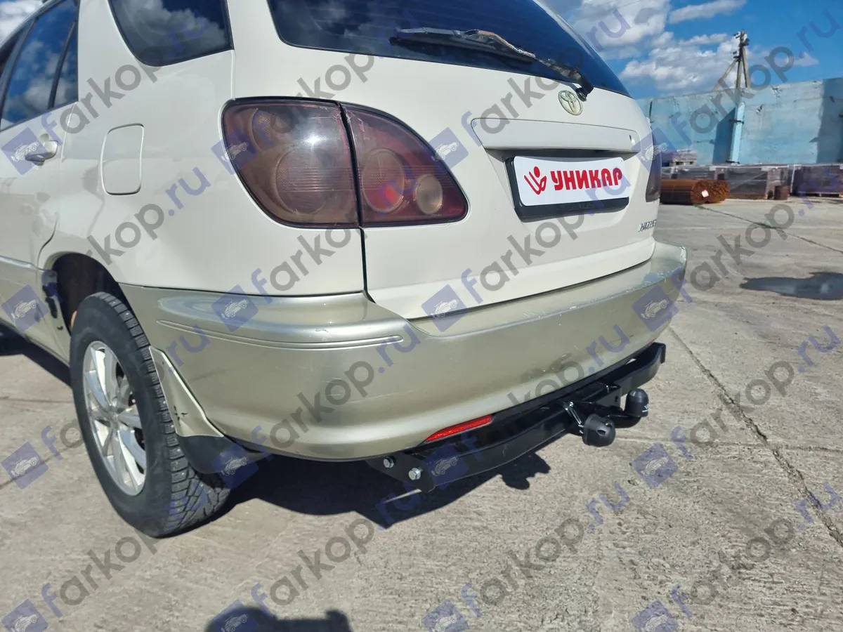 Фаркоп Уникар для Toyota Harrier 1997-2003 22262F в 