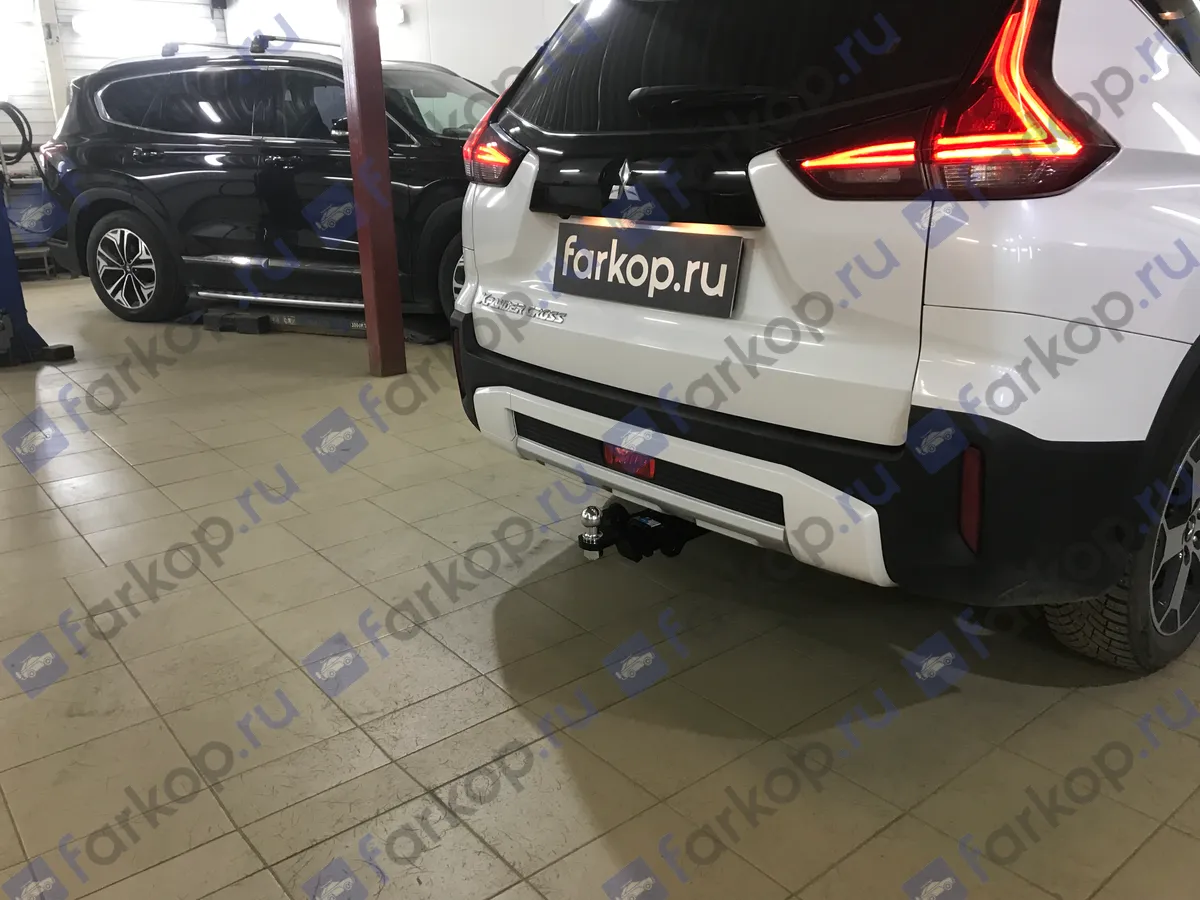 Фаркоп TowRus для Mitsubishi Xpander / Xpander Cross 2017-2023 149342 в 