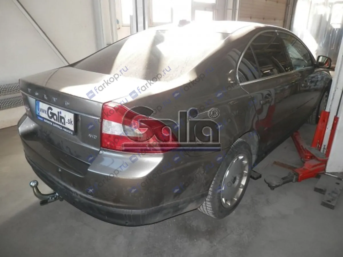 Фаркоп Galia для Volvo S80 2006-2010 V079C в 