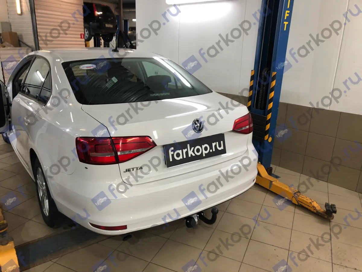 Фаркоп Лидер Плюс для Volkswagen Jetta 2010-2019 V123-A в 