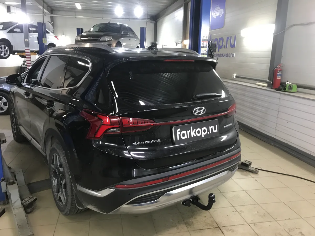 Фаркоп Steinhof для Hyundai Santa Fe 2021-2023 H-289 в 