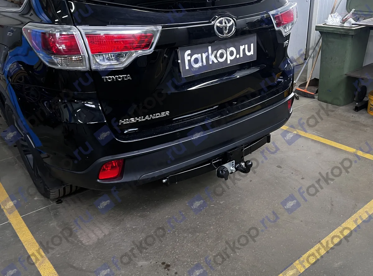 Фаркоп Лидер Плюс для Toyota Highlander 2013-2020 T120-FC в 