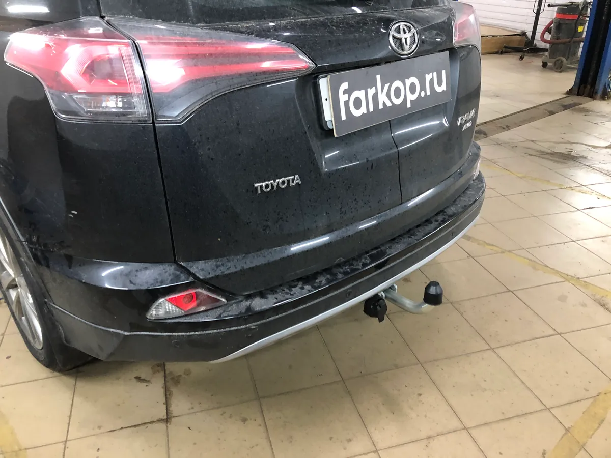 Фаркоп Galia для Toyota RAV4 2013-2018 T061A в 