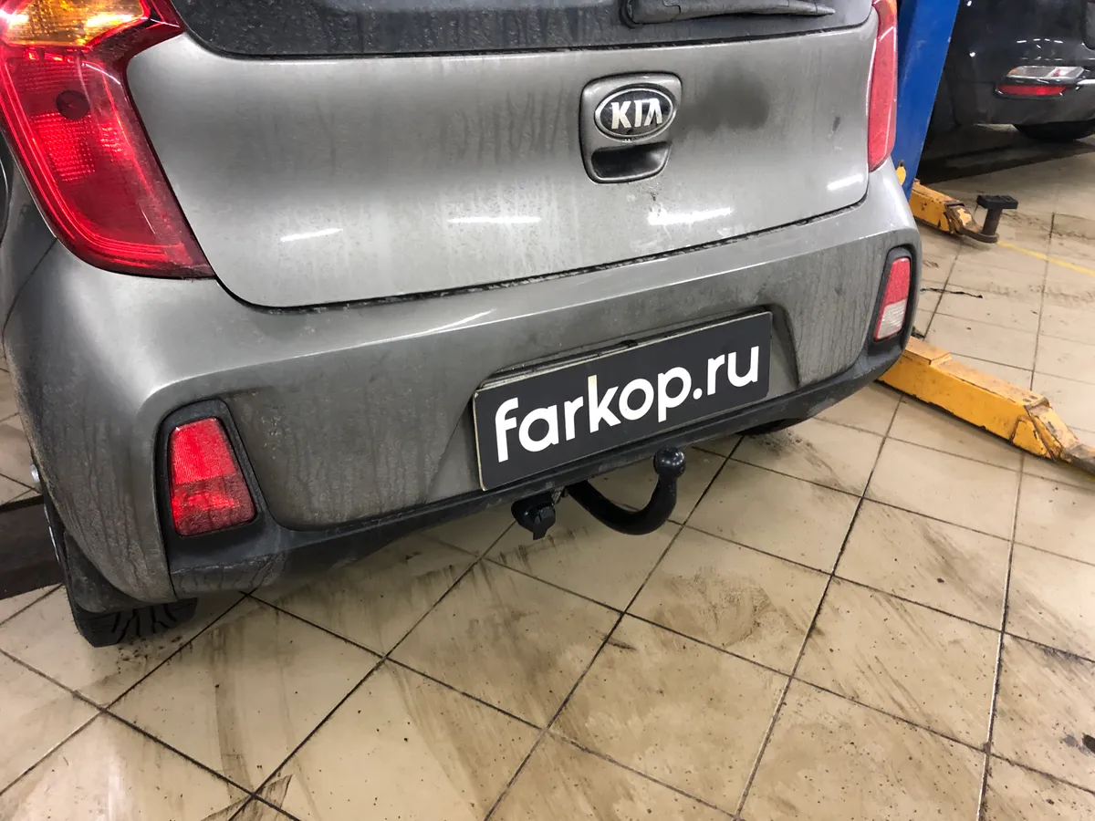 Фаркоп Auto-Hak для Kia Picanto (3,5дв) 2011-2015 T 61 в 