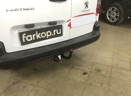 Фаркоп Steinhof для Peugeot Partner 2008-, (L2) C-015 в Россия
