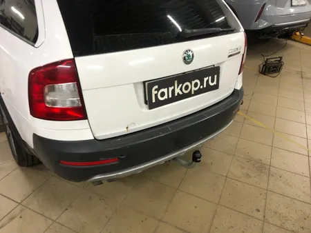 Фаркоп Galia для Skoda Octavia (лифтбек, универсал, вкл. Scout) 2005-2013 S086A в Россия