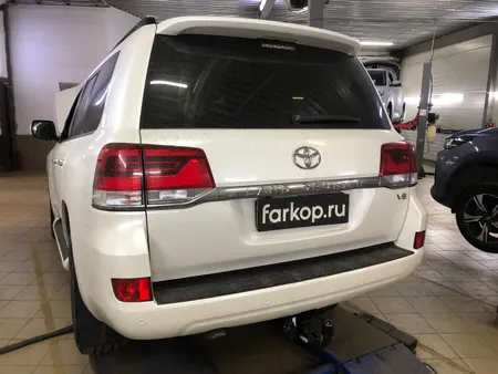 Фаркоп Steinhof для Toyota Land Cruiser J200 2008- T-172 в Россия