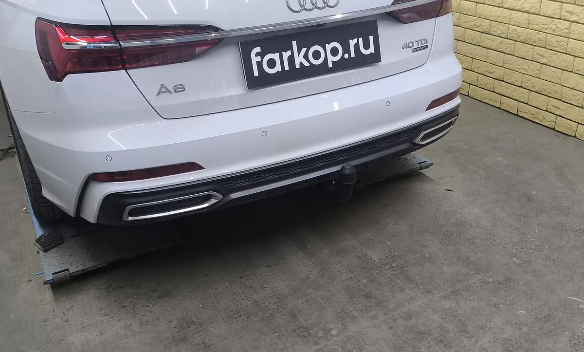 Фаркоп Galia для Audi A6 (седан, универсал) 2018- A051V в Россия