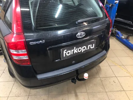 Фаркоп Трейлер для Kia Сeed (универсал) 2007-2012 Арт. 7354 7354 в Россия