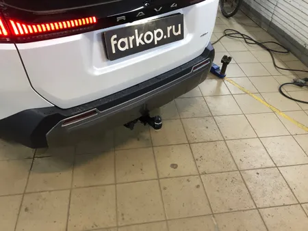 Фаркоп TowRus для Toyota RAV4 2025- 229420 в Россия