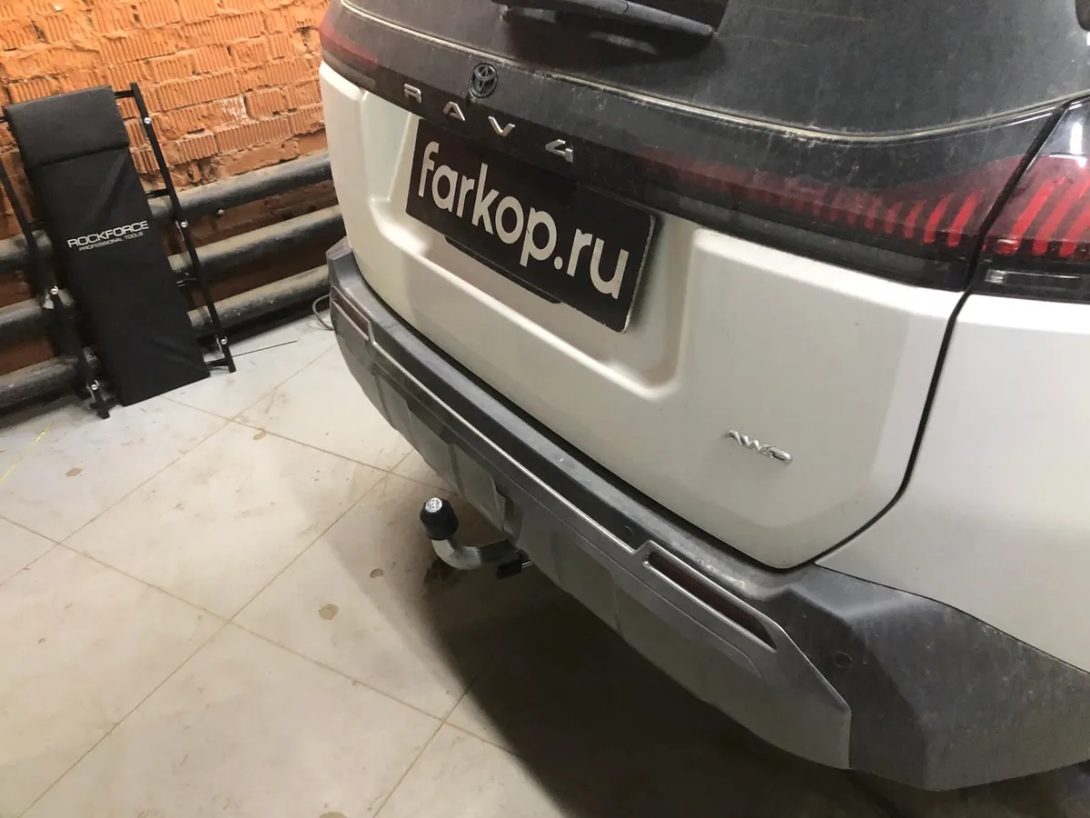 Фаркоп Galia для Toyota RAV4 2025- T072C в Россия