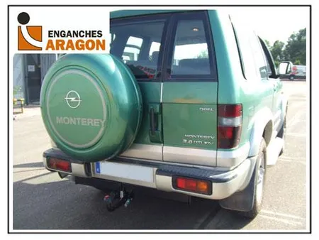 Фаркоп Aragon для Opel Monterey 1993-2000 E4511BA в 