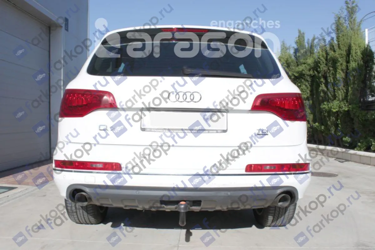 Фаркоп Aragon для Audi Q7 2006-2015 E6710AV в 