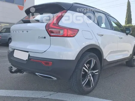 Фаркоп Aragon для Volvo XC40 2018- E6813AA в 