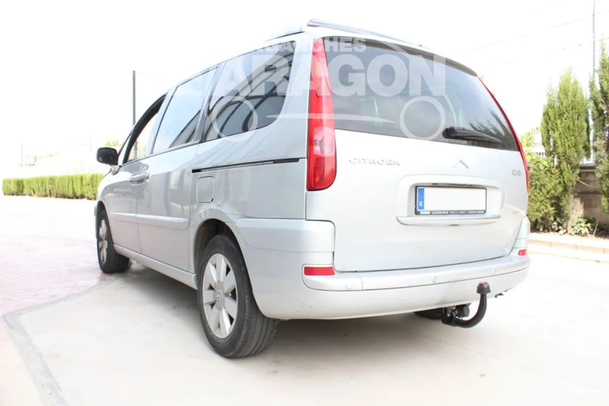 Фаркоп Aragon для Citroen C8 2002-2008 E1210AV в 