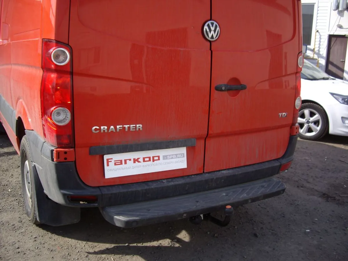 Фаркоп Aragon для Volkswagen Crafter 2006-2017, (для а/м со ступенькой) E4107GA в 