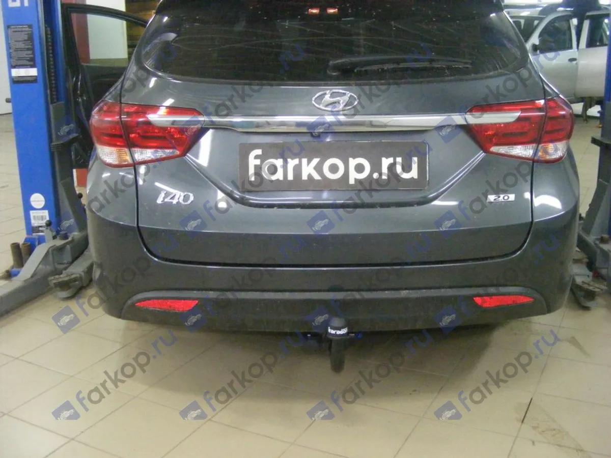 Фаркоп Aragon для Hyundai i40 (седан, универсал) 2012- E2518AV в 