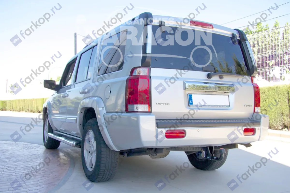 Фаркоп Aragon для Jeep (Chrysler) Comander 2005-2011 E2903DA в 