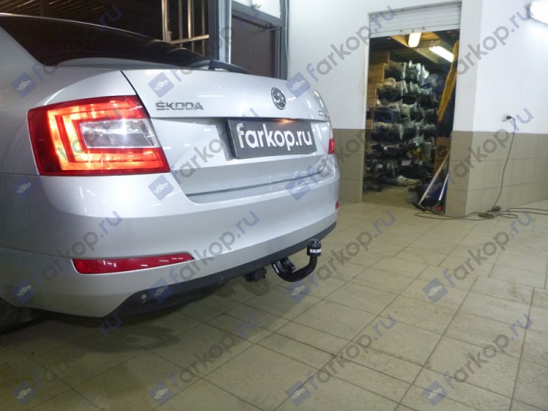 Установлен съёмный фаркоп Brink на Skoda Octavia A7