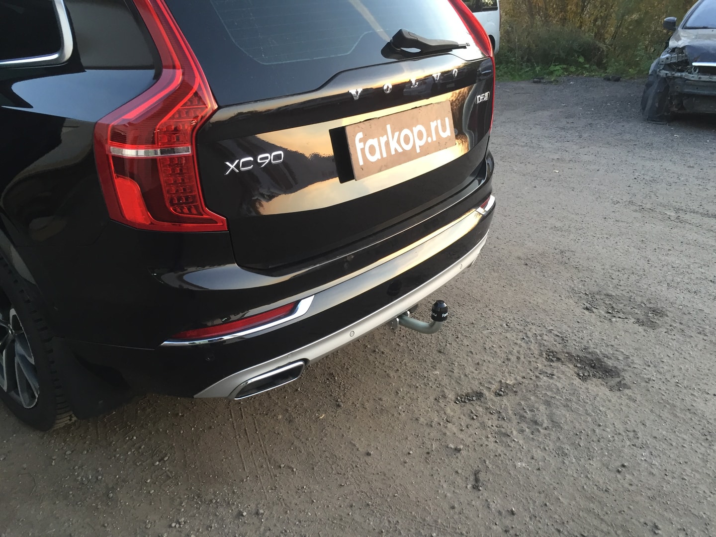 Установили фаркоп Galia для Volvo XC90 2015 г.