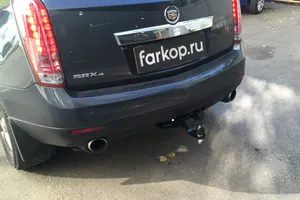 Установили фаркоп Baltex для Cadillac SRX 2010 г.