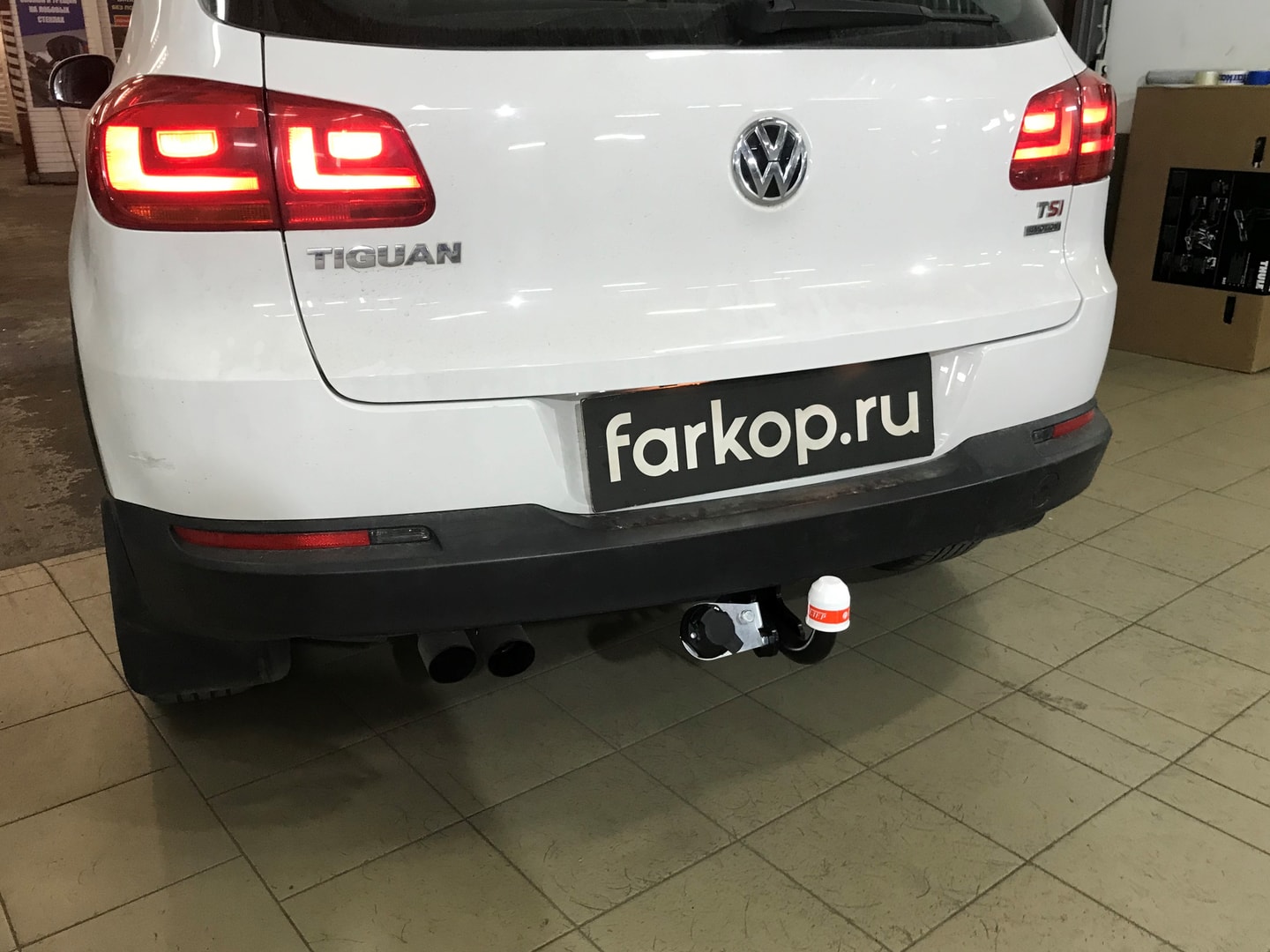 Установили фаркоп Трейлер для Volkswagen Tiguan 2011 г.