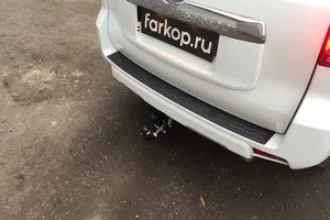 Установили фаркоп Brink для Toyota Land Cruiser Prado J150 2018 г.