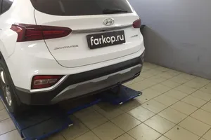 Установили фаркоп Aragon для Hyundai Santa Fe 2019 г.