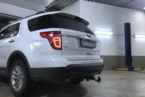 Установили фаркоп Baltex для Ford Explorer 2013 г.