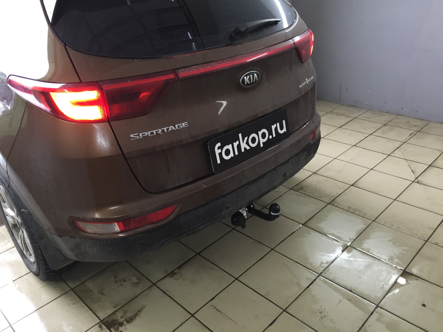 Установили фаркоп Лидер Плюс для Kia Sportage 2017 г.