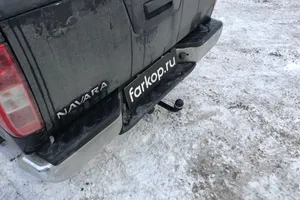 Установили фаркоп Aragon для Nissan Navara 2010 г.