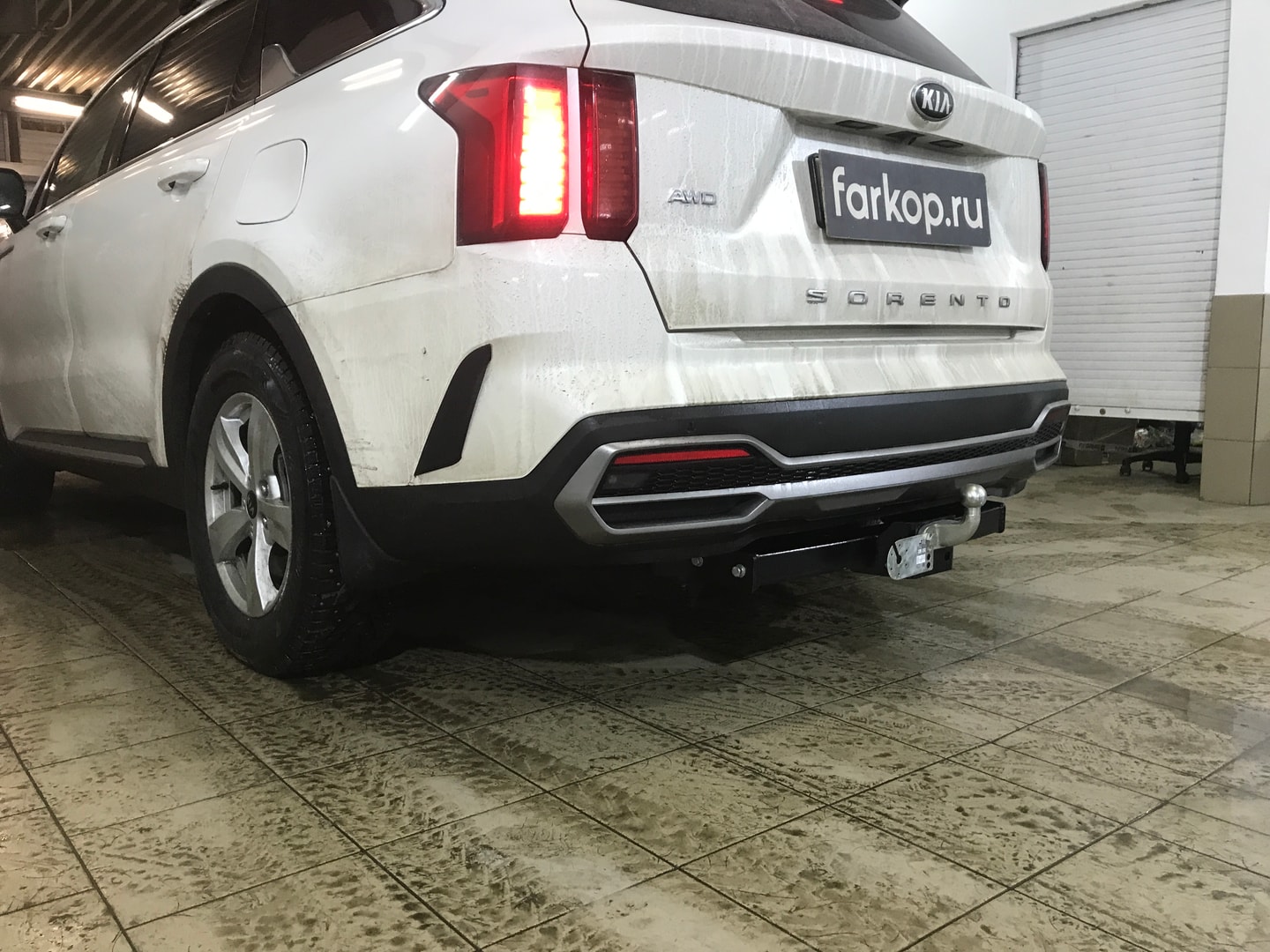 Установили фаркоп Лидер Плюс для Kia Sorento 2021 г.