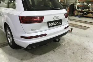 Установили фаркоп Westfalia для Audi Q7 2015 г.