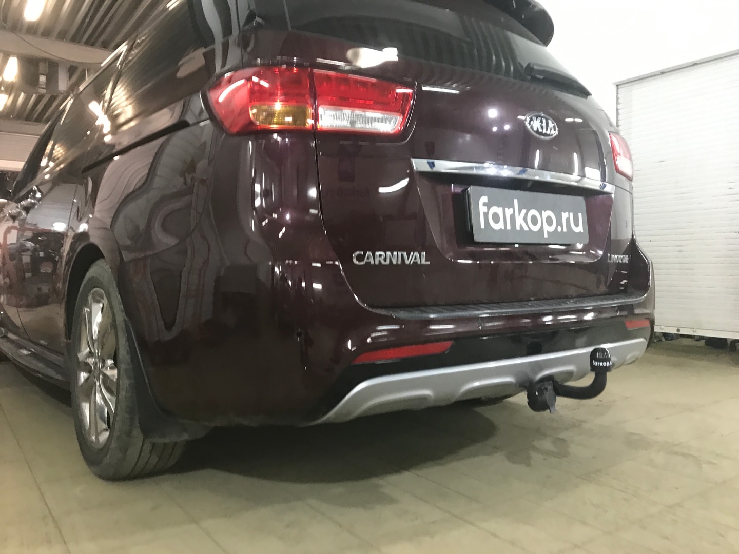Установили фаркоп Imiola для Kia Carnival 2018 г. Установили фаркоп Imiola для Kia Carnival 2018 г.