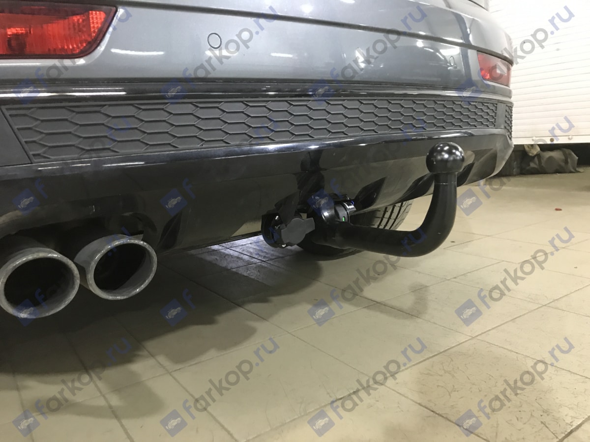 Установили фаркоп Imiola для Audi Q3 2017 г.