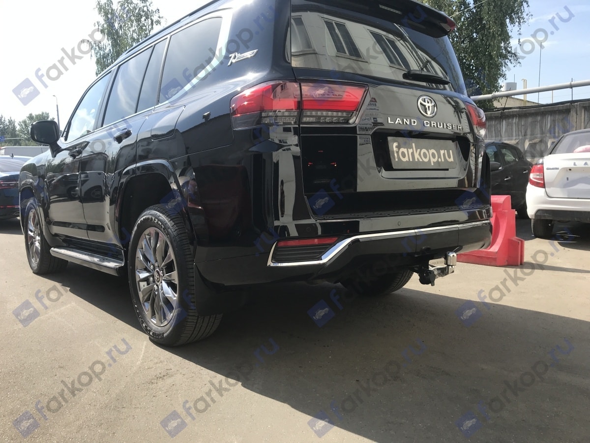 Установили фаркоп Baltex для Toyota Land Cruiser J300 2021 г.в. Установили фаркоп Baltex для Toyota Land Cruiser J300 2021 г.в.