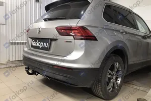 Установили фаркоп Baltex для Volkswagen Tiguan 2017 г.
