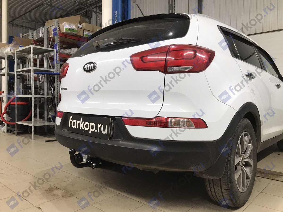 Установили фаркоп Лидер Плюс для Kia Sportage 2014 г.в.