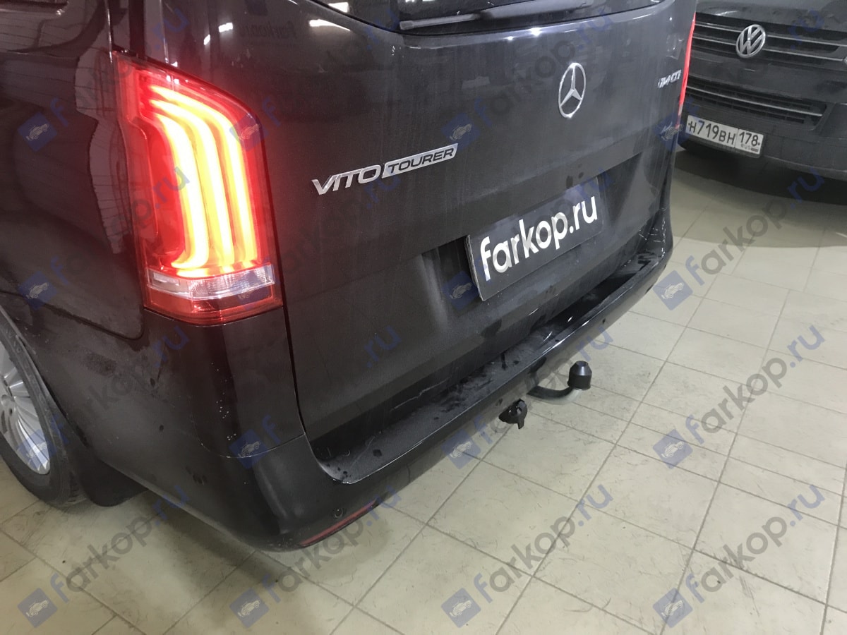 Установили фаркоп Galia для Mercedes Vito Tourer 2019 г.в.