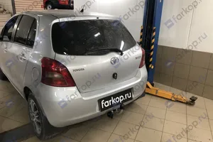 Установили фаркоп Galia для Toyota Yaris 2008 г.в.